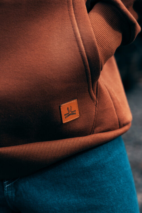 Buzo Canguro DSM Chocolate - Hoodie Unisex Resilient - Imagen 2